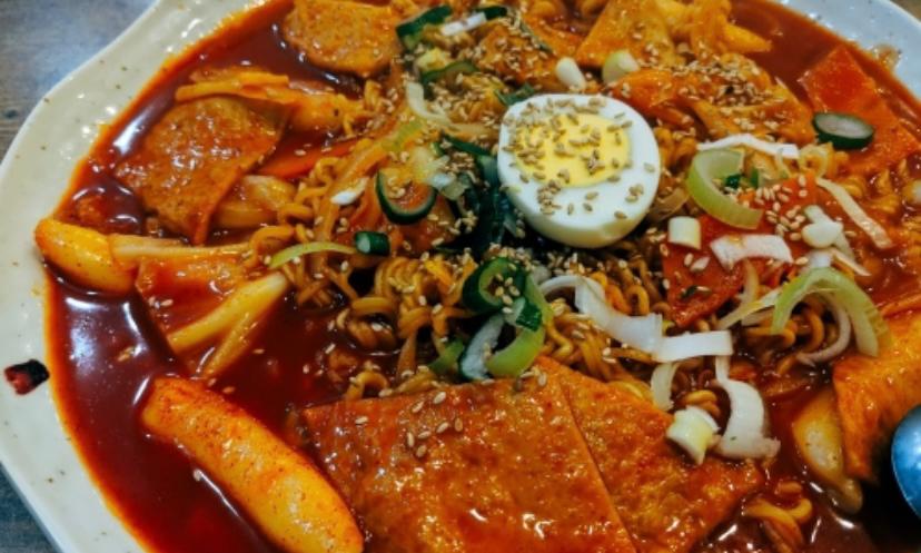 makanan korea tteokbokki