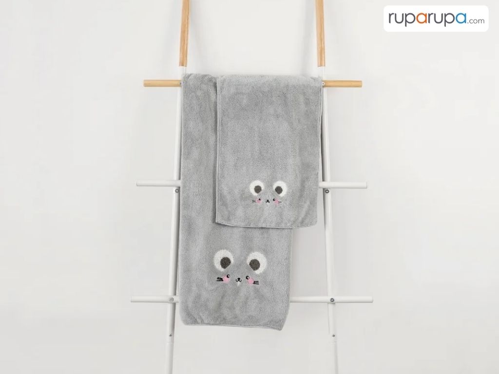 perlengkapan mandi bayi baru lahir