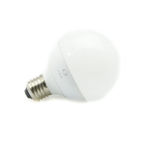 lampu LED warm white