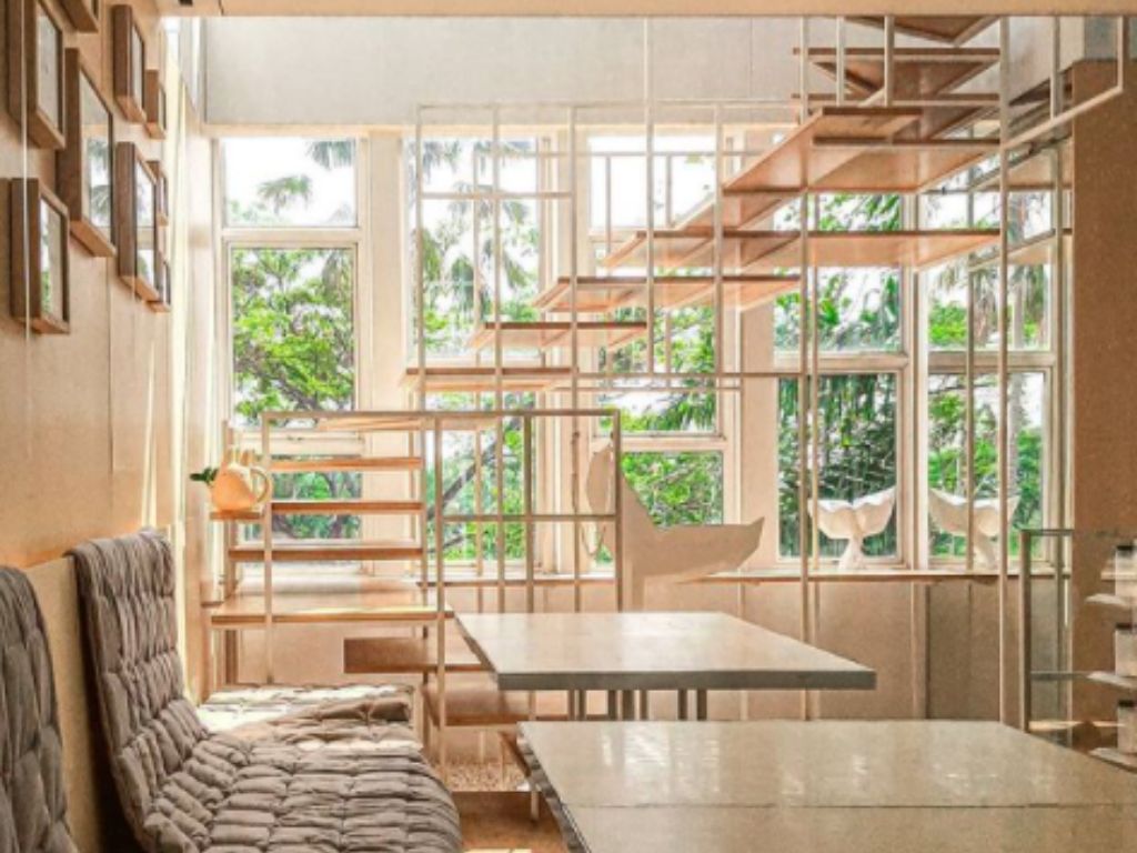 tempat nongkrong turning point