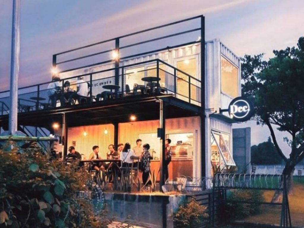 tempat nongkrong december coffee