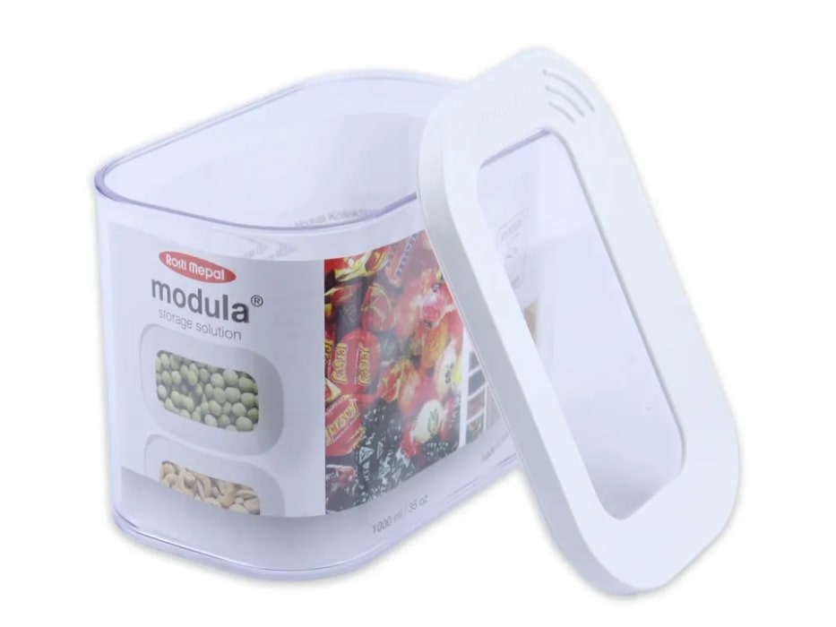 food storage kulkas putih