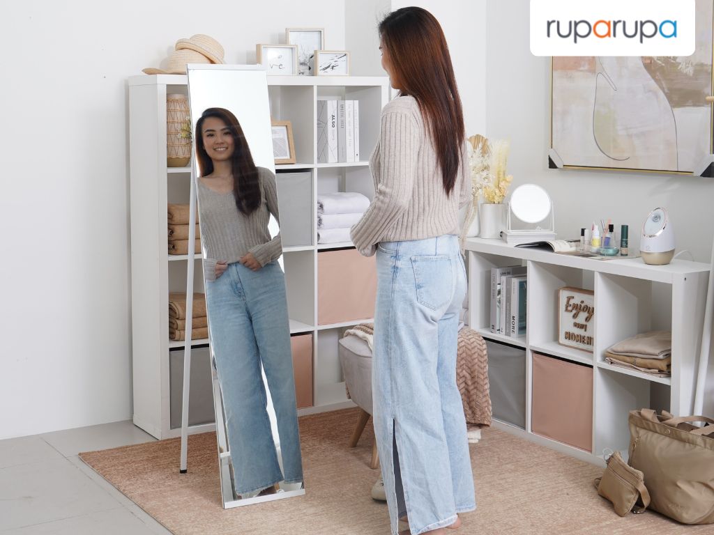 cermin dressing room