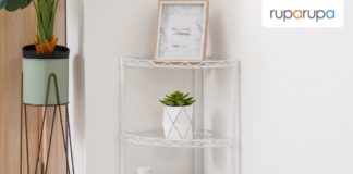 Rak sudut ruang tamu