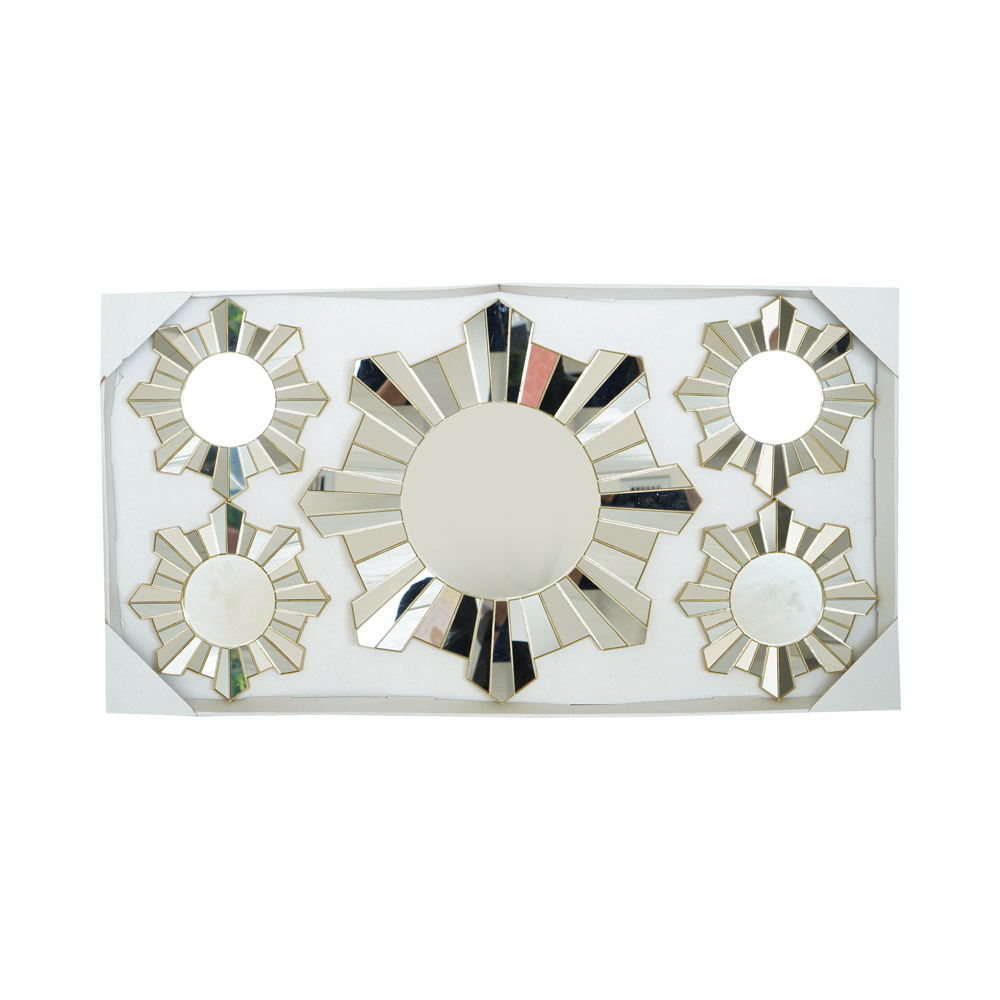 Hiasan dinding glossy untuk ruangan berwarna hitam