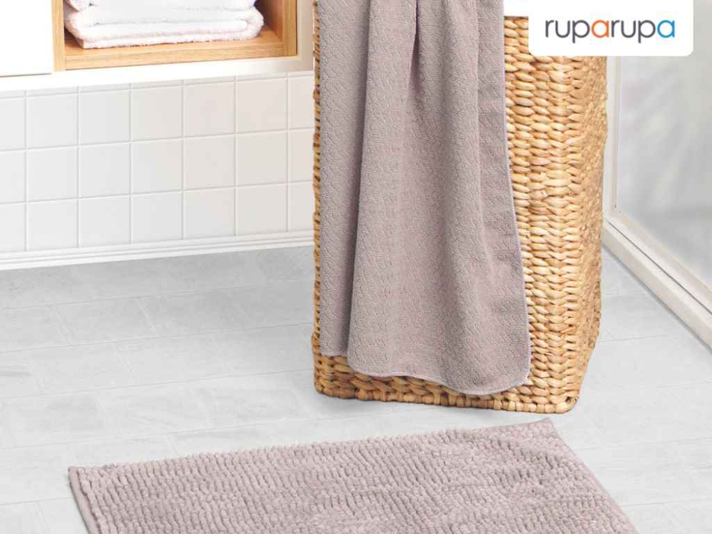 Handuk dan keset bisa dijadikan kado unik di perayaan kemerdekaan Indonesia