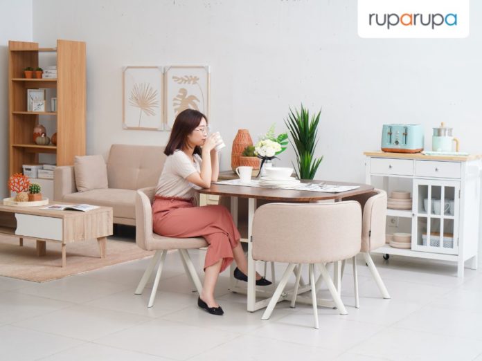 meja makan minimalis