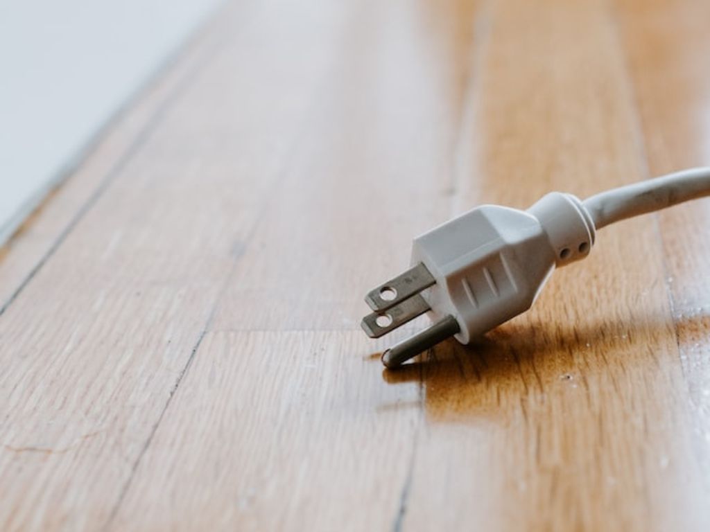 jenis colokan listrik B