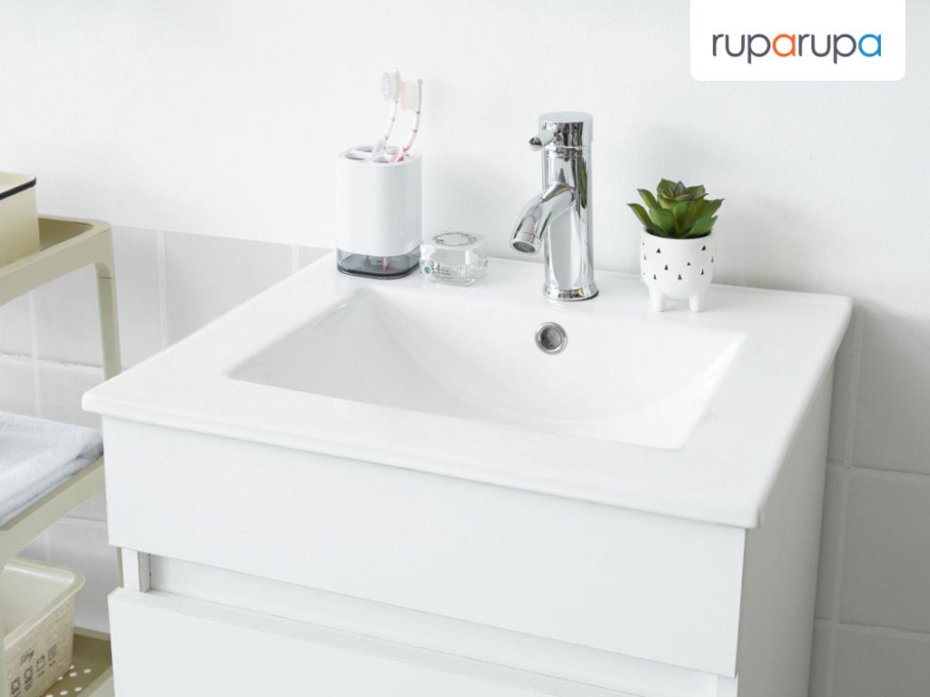 desain kamar mandi minimalis 2x3