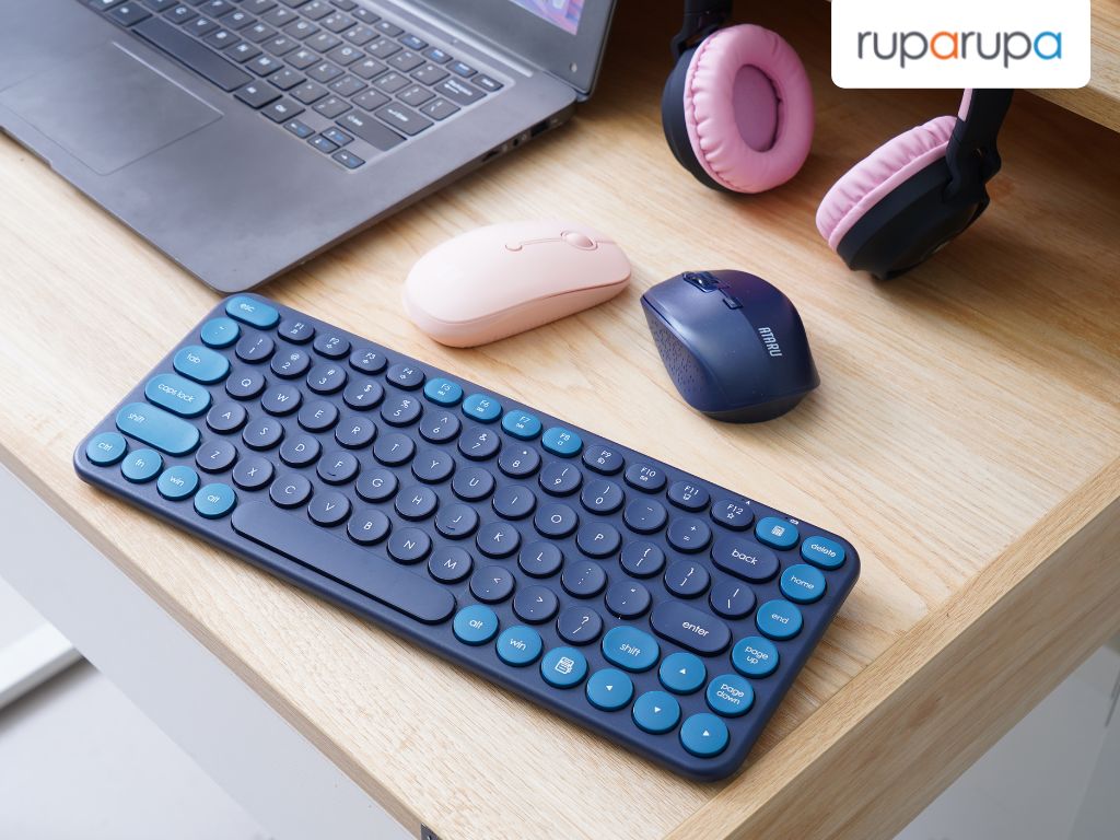 perlengkapan kantor mouse dan keyboard