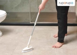 tips agar kamar mandi tidak licin