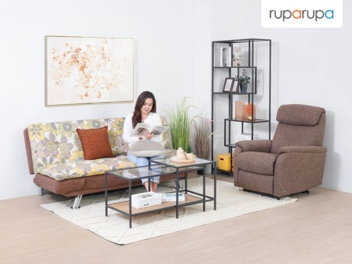 warna cat sofa cokelat