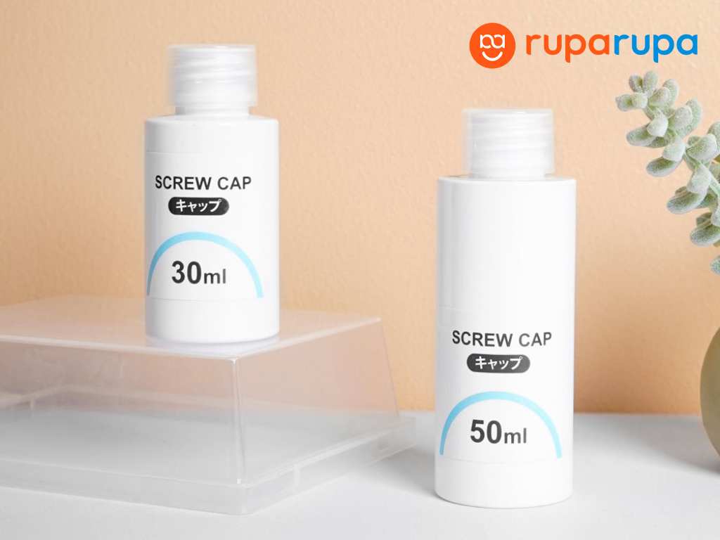 perlengkapan traveling wanita