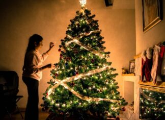 perbedaan lampu natal indoor outdoor