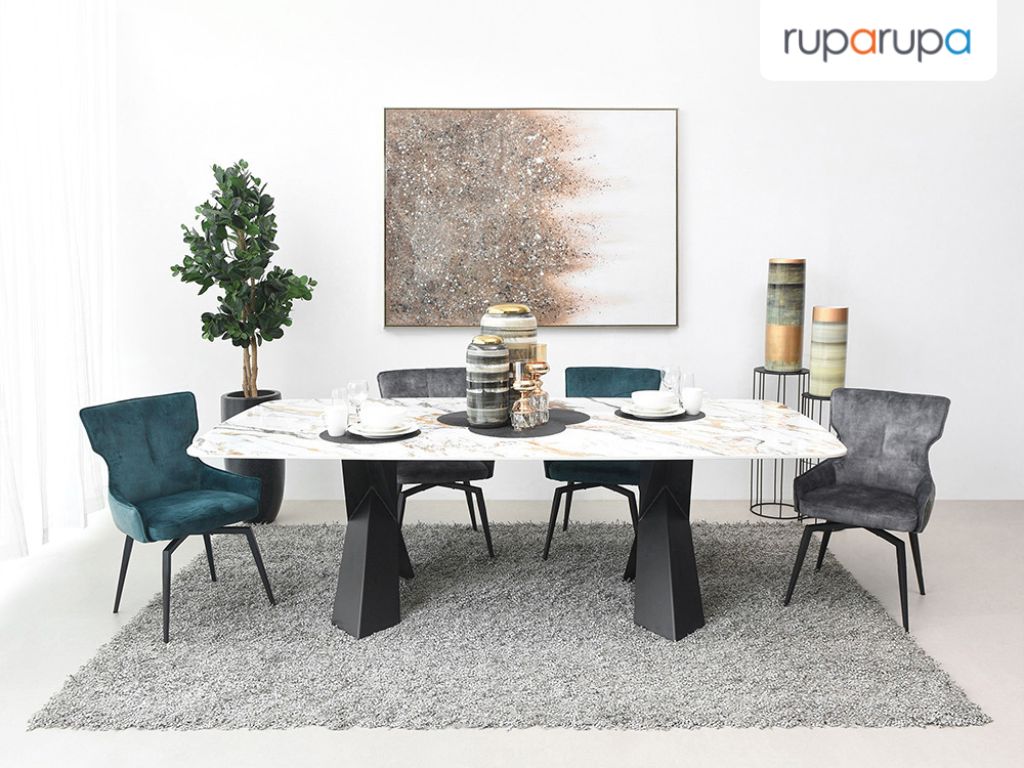 meja makan kaki unik