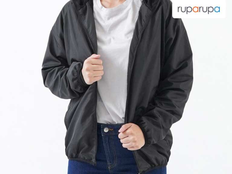 Ataru Ukuran L Jaket Foldable - Hitam