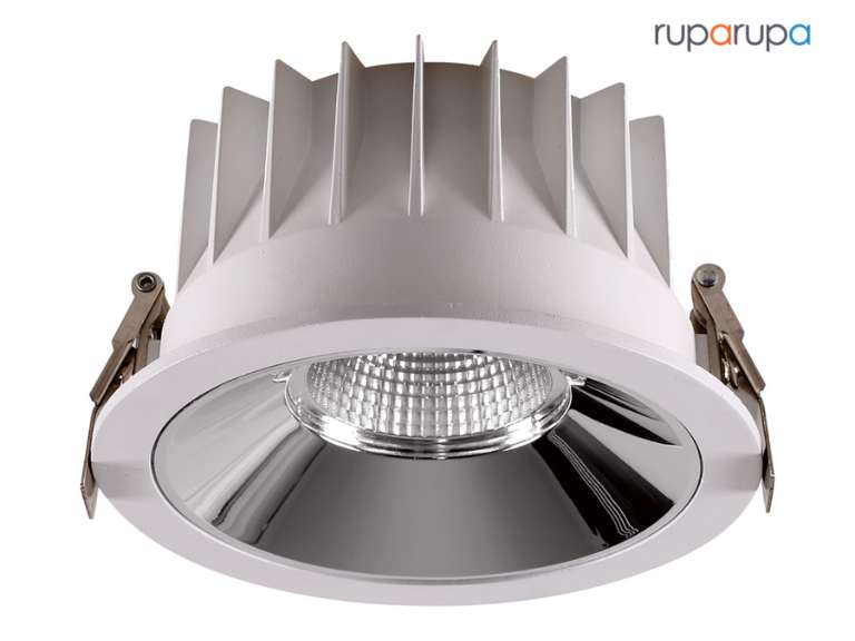 pencahayaan kamar mandi