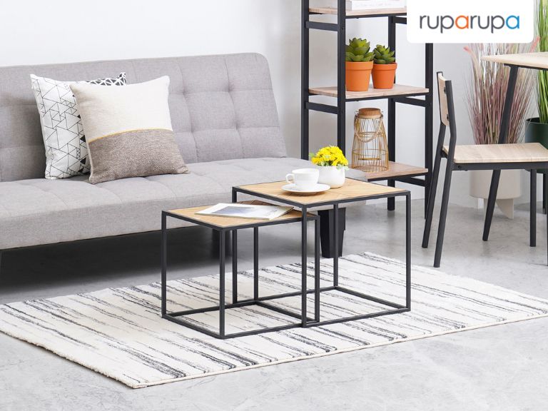 kombinasi warna abu-abu meja tamu