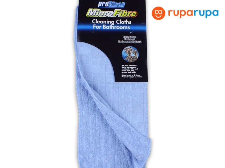 membersihkan lantai kamar mandi